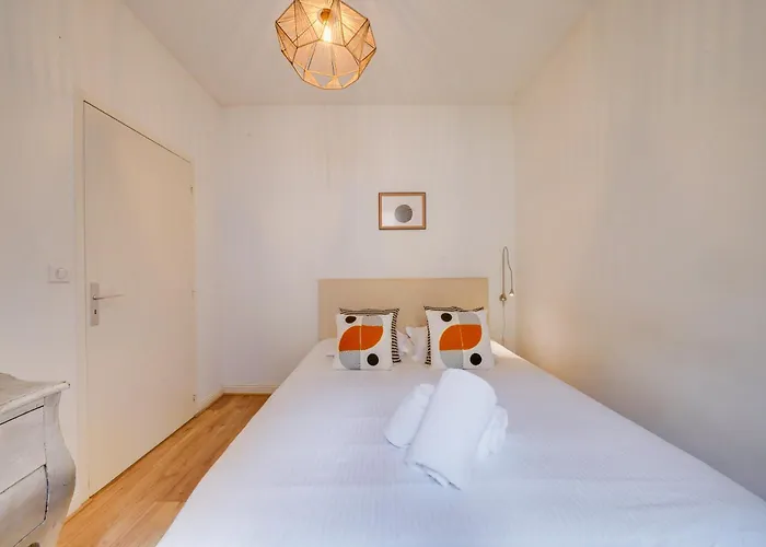 The Old School - Dans Le Triangle D'or à Bordéus